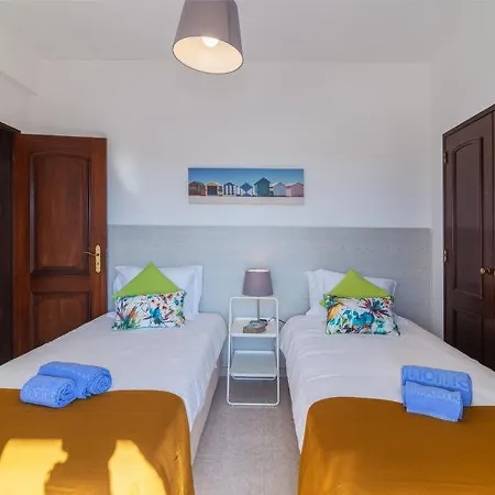 Villa Luxury Sesmarias Villa Marean Gale Beach 4 Bedrooms Great Pool Area Perfect For Famili *